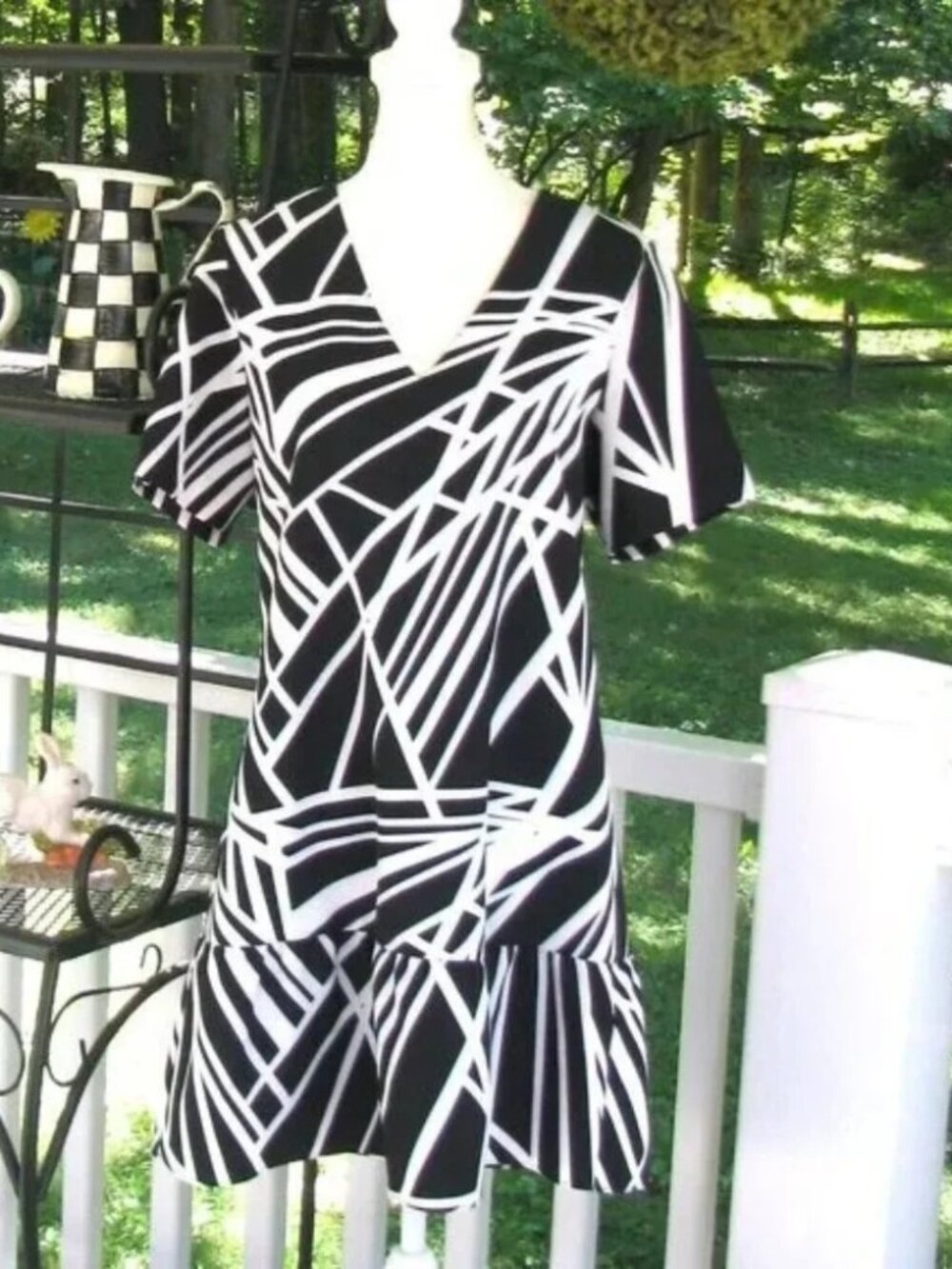 Crosby by Mollie Burch short sleeve v neck dress luxury style Medium elegant
